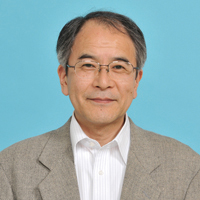 講師